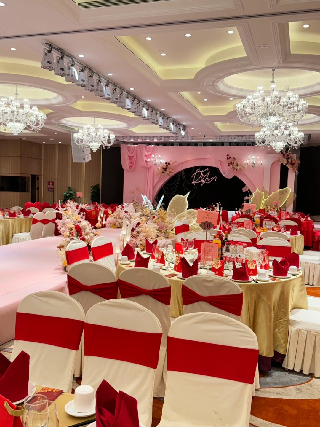 参加完闺蜜婚礼，我也要选这里！——记一场心动婚庆礼仪服务